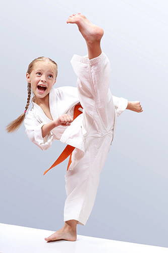 karate girl kick PENDLE KARATE